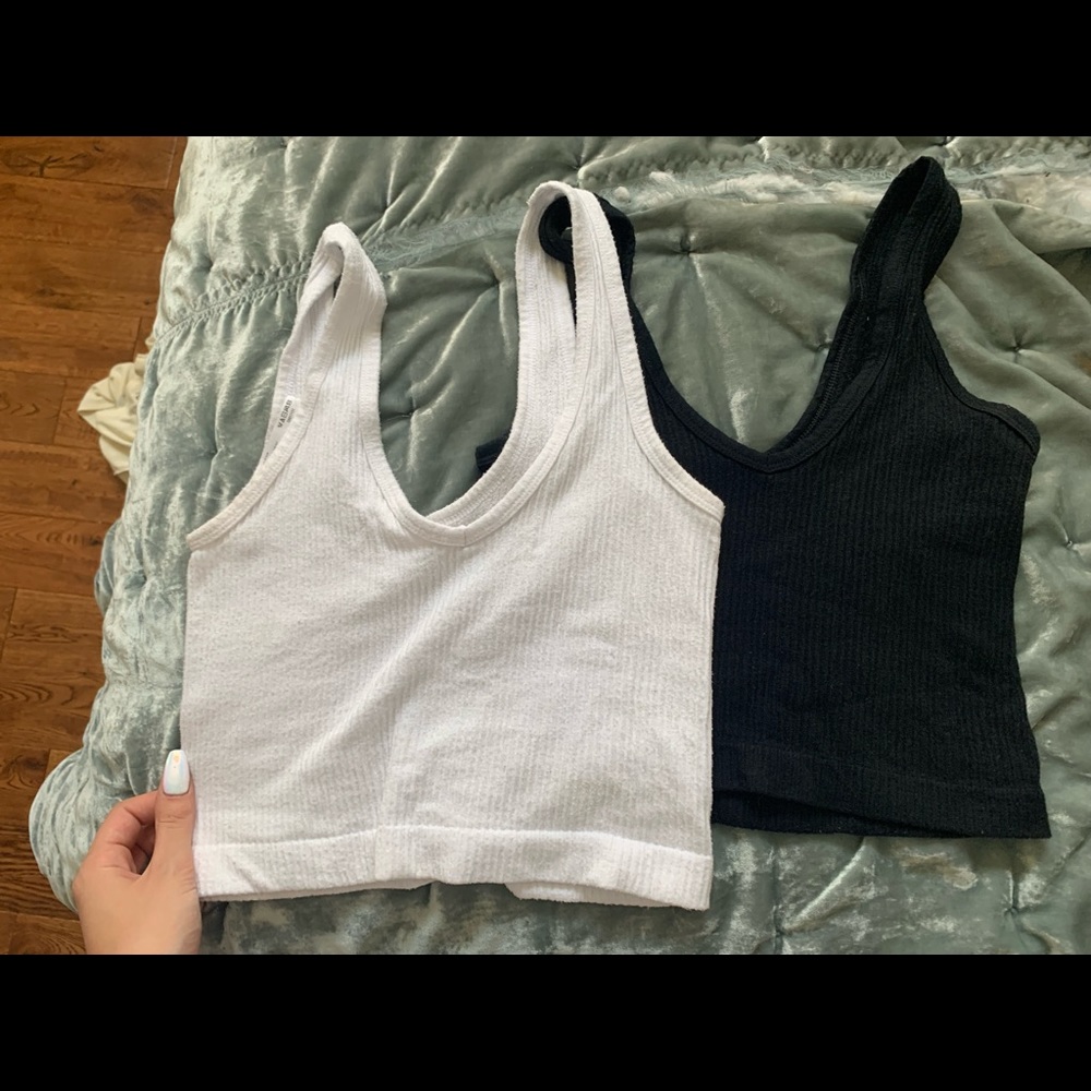 Urban Outfitters seamless tank bundle